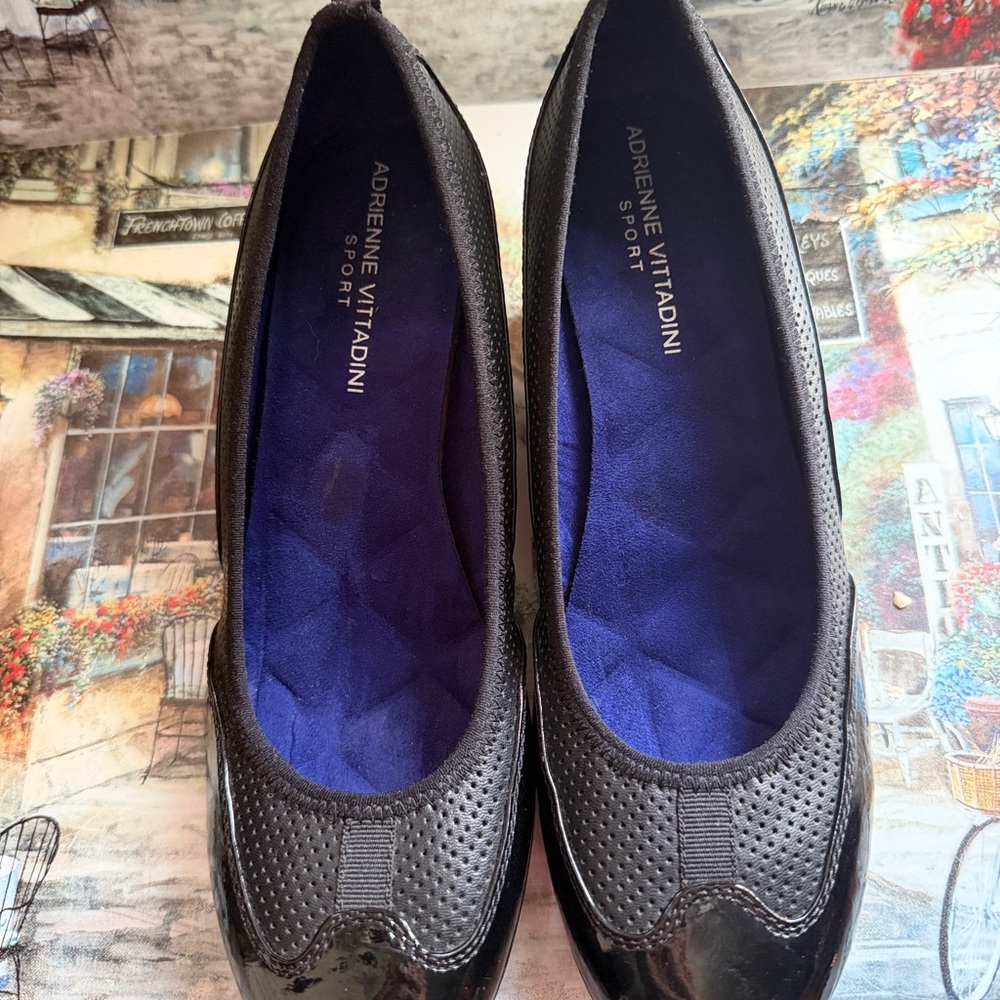 Adrienne Vittadini Black Ballet Flats with Blue Insole